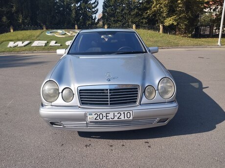 Mercedes E 230 1996
