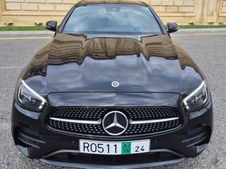 Mercedes E 300 e 2022