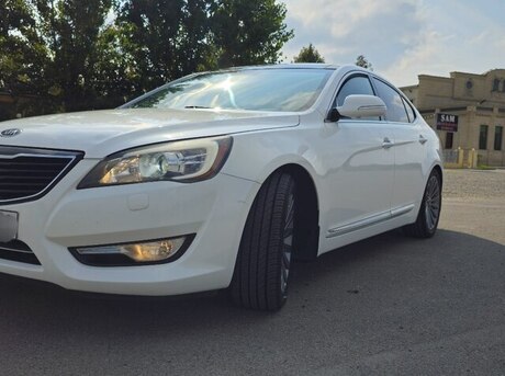 Kia Cadenza