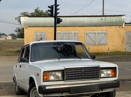 LADA (VAZ) 2107 2003