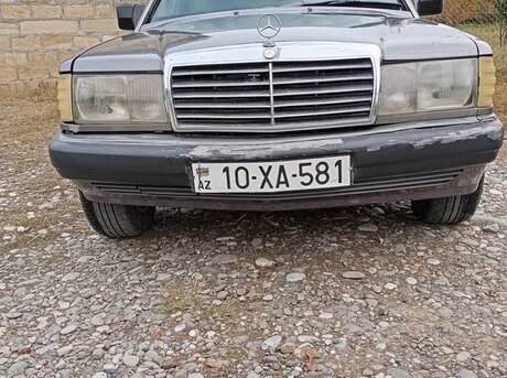 Mercedes 190 1989