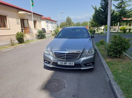 Mercedes E 350 2010