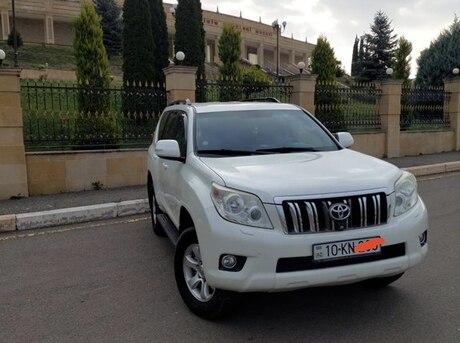 Toyota Land Cruiser Prado 2012
