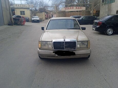Mercedes E 230 1986