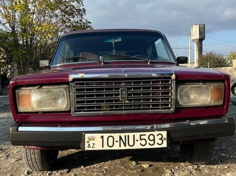 LADA (VAZ) 2107 2000
