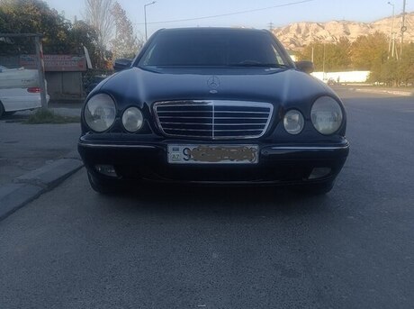 Mercedes E 240 1999