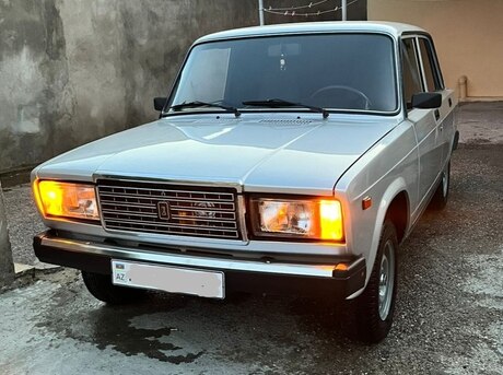 LADA (VAZ) 2107 2010