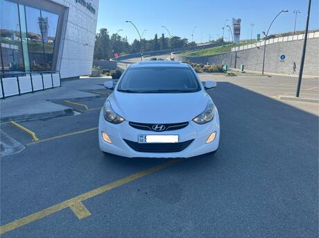 Hyundai Elantra 2013