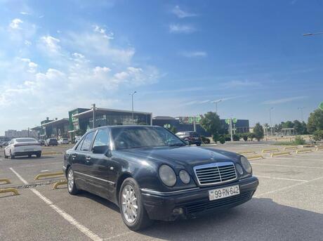 Mercedes E 220 1998