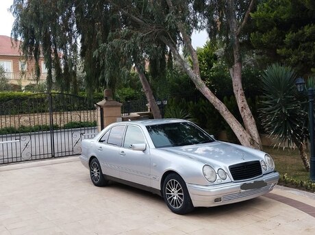 Mercedes E 240 1998