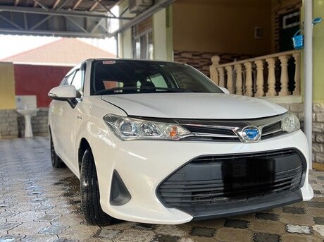 Toyota Corolla Fielder 2018