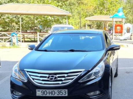 Hyundai Sonata 2010