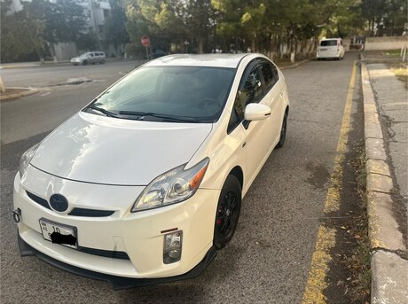 Toyota Prius 2011