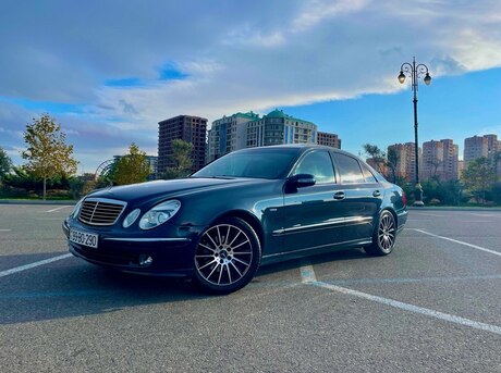 Mercedes E 270 2003
