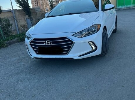 Hyundai Elantra 2017