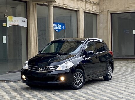 Nissan Tiida 2011