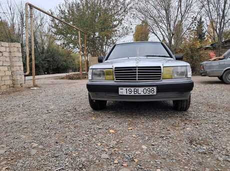 Mercedes 190 1992