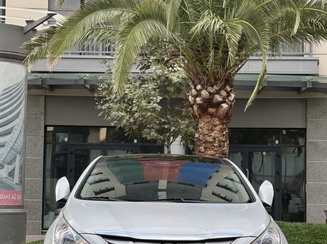 Hyundai Sonata 2010