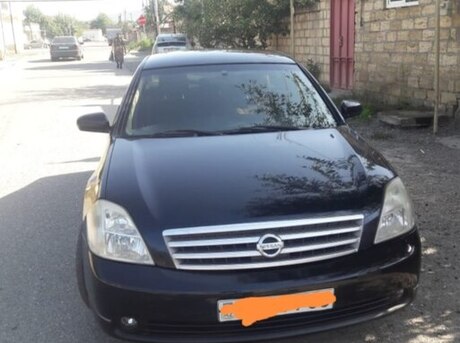 Nissan Teana 2003