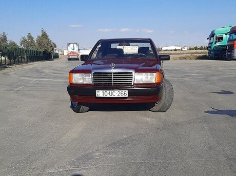 Mercedes 190 1992