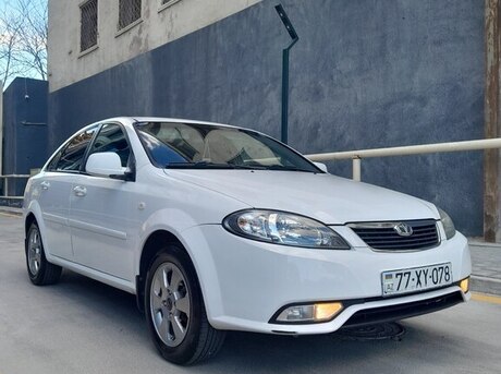 Daewoo Gentra 2014