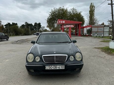 Mercedes E 220 d 2000
