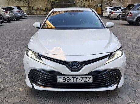 Toyota Camry 2020