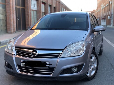 Opel Astra 2008