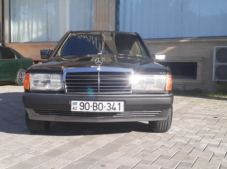Mercedes 190 1992