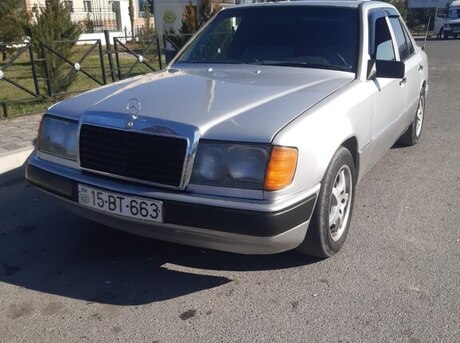 Mercedes E 200 d 1990