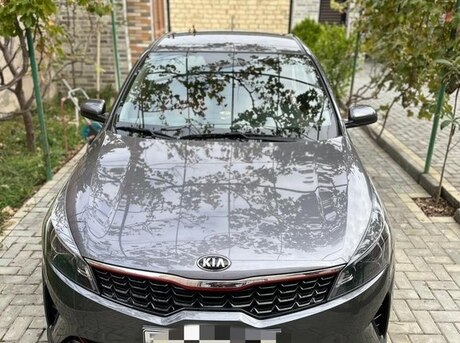 Kia Rio 2021