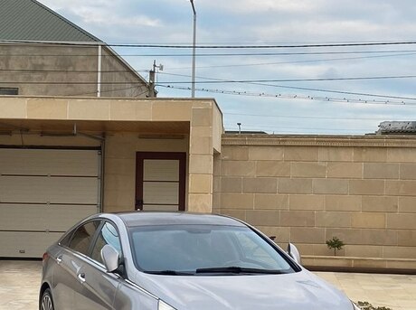 Hyundai Sonata 2009
