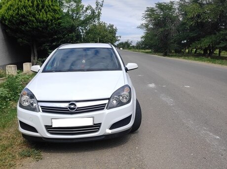 Opel Astra 2009