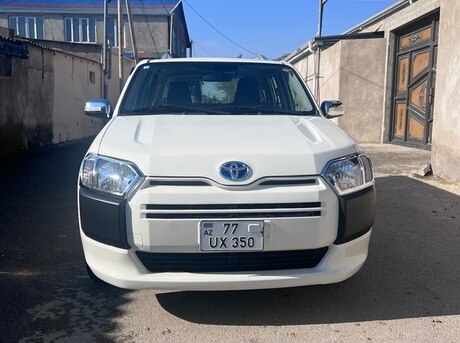 Toyota  2019