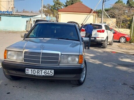 Mercedes 190 1992