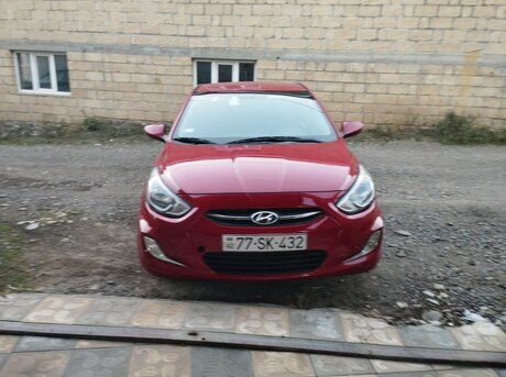 Hyundai Accent 2015