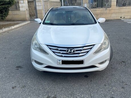 Hyundai Sonata 2010
