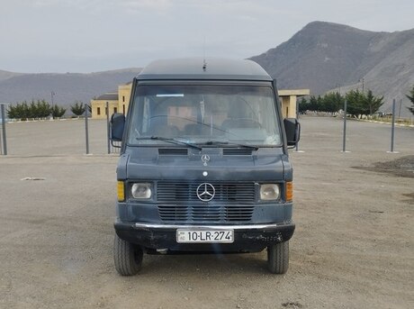 Mercedes 208 D 1992