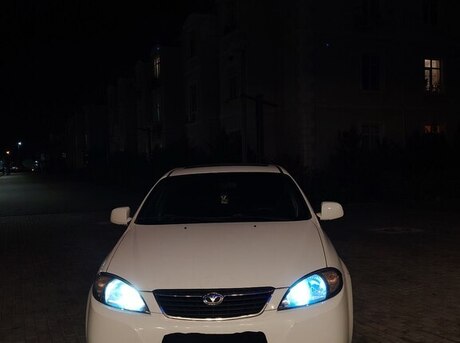 Daewoo Gentra 2014