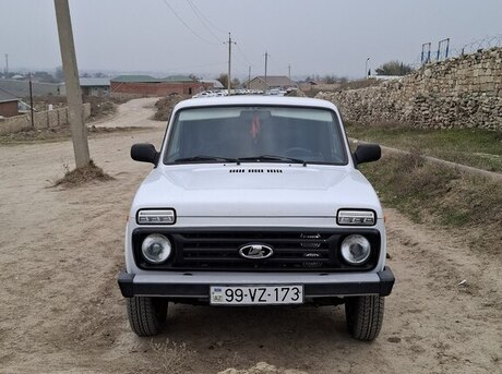 LADA (VAZ) Niva 2006