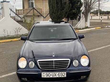 Mercedes E 220 d 2001
