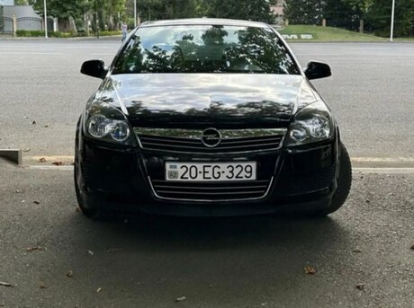 Opel Astra 2009