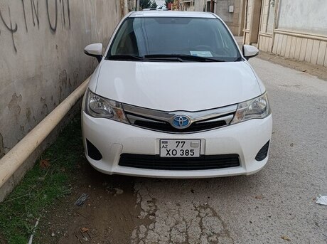 Toyota Corolla Axio 2013