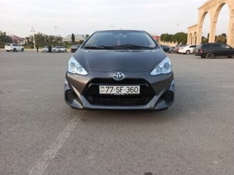 Toyota Aqua 2016