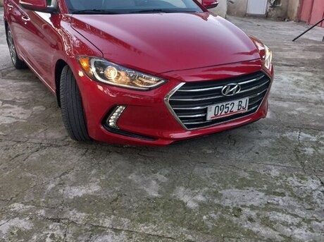 Hyundai Elantra 2018