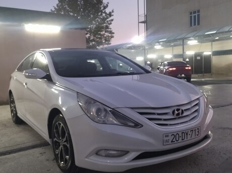 Hyundai Sonata 2010