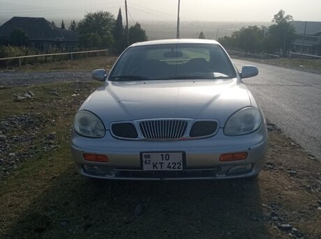 Daewoo Leganza 2002