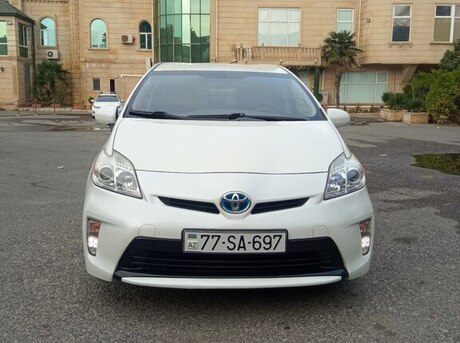Toyota Prius 2015