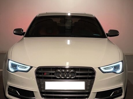 Audi S5 2015
