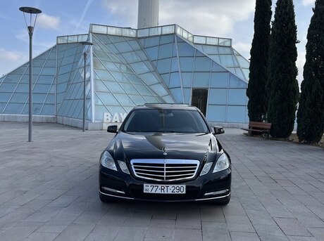 Mercedes E 200 2012